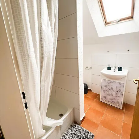 One Neustadt Dg Apartamento *
